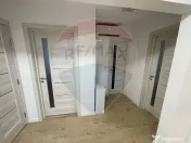 Apartament cu 3 camere de închiriat în zona Precista 