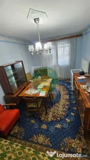 Apartament 4 camere, centru, etaj 1 