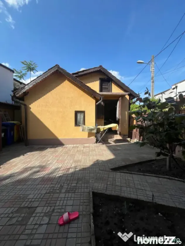 Casă spațioasă P+1+M, 186 mp, zonă Rovine - Craiova (Dolj)