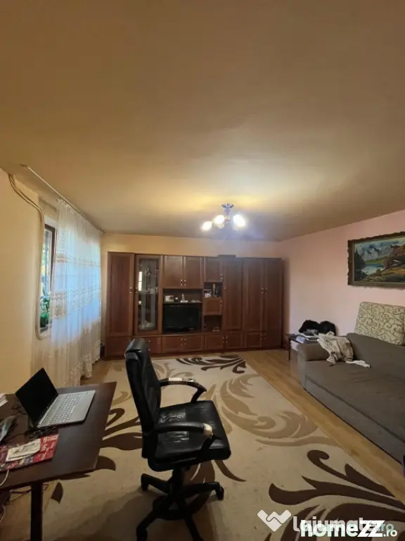 Casă spațioasă P+1+M, 186 mp, zonă Rovine - Craiova (Dolj)