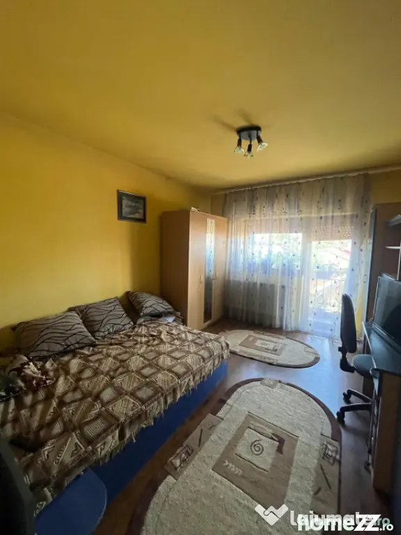 Casă spațioasă P+1+M, 186 mp, zonă Rovine - Craiova (Dolj)