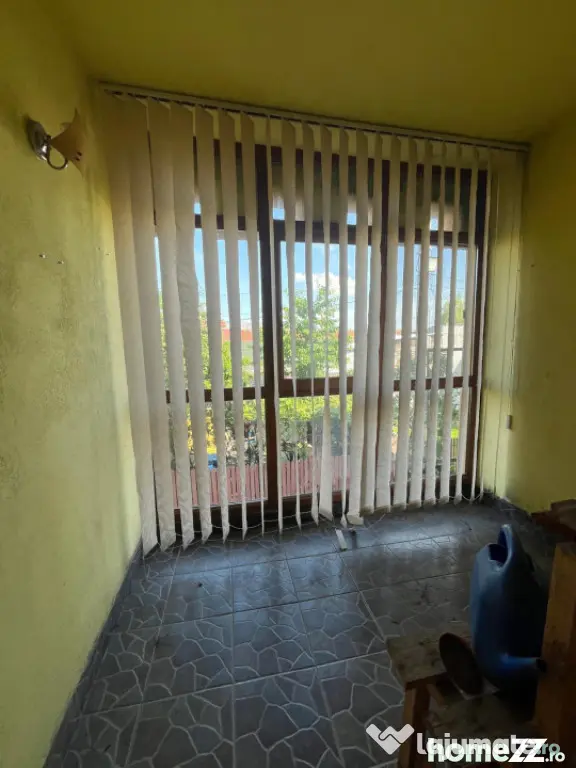 Casă spațioasă P+1+M, 186 mp, zonă Rovine - Craiova (Dolj)