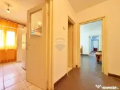Apartament 3 camere, parter, centrală proprie – Aurel ... 