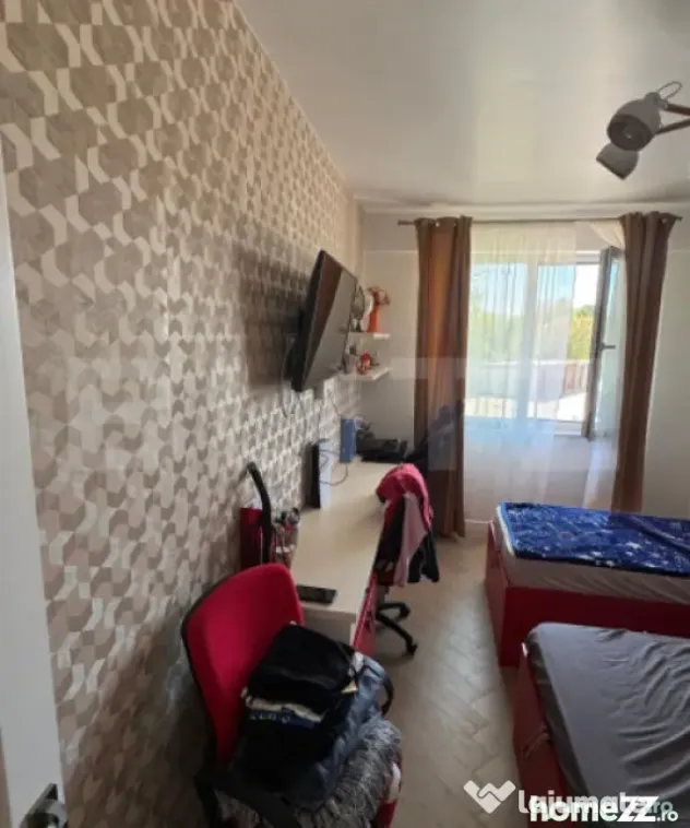 Apartament 3 camere, semidecomandat, parter, cartier Burduje - Suceava (Suceava)