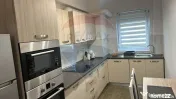 Apartament de închiriat cu 2 camere și loc de parcare ?... 