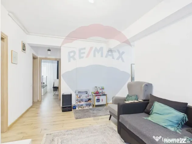 Apartament cu 3 camere la parcul Maica Teofana