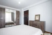 Apartament cu 2 camere la Urban Coresi, două balcoane, p...