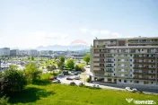 Apartament cu 2 camere la Urban Coresi, două balcoane, p...