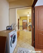 Apartament decomandat, etaj intermediar, zona Primaverii 