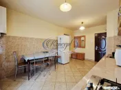 Apartament decomandat, etaj intermediar, zona Primaverii 