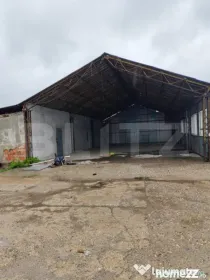 Hală de inchiriat, cu suprafața de 280 mp, Bistrita