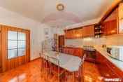 Casa Italiană Zadareni/1600 mp teren pe colț cu potenț... 