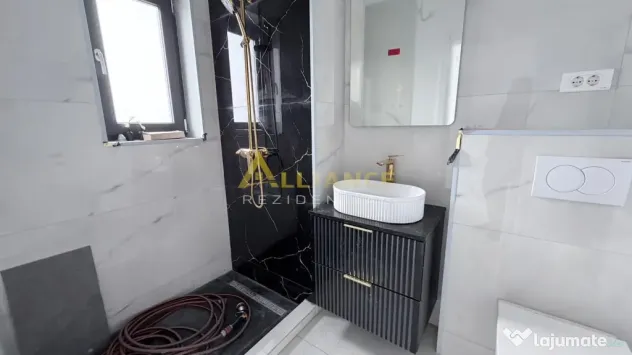 Casa Individuala - 4 camere - 2 bai - 280mp teren