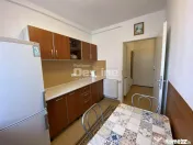 Garsoniera situata la etaj intermediar, cu balcon si loc de 
