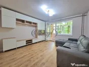 Apartament complet renovat cu garaj in zona Hotel Royal 