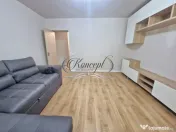 Apartament complet renovat cu garaj in zona Hotel Royal 