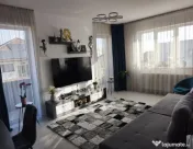Apartament 3 camere, decomandat - zona Ghimbav 
