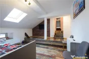 Apartament extins, trei unitati locative cu baie proprie, ce 