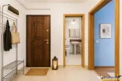 FILM!Apartament 3 camere,2 bai, decomandat,accesorizat,parca 
