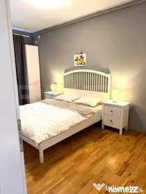2 camere, decomandat, 55 mp, A.C., zona strazii Traian