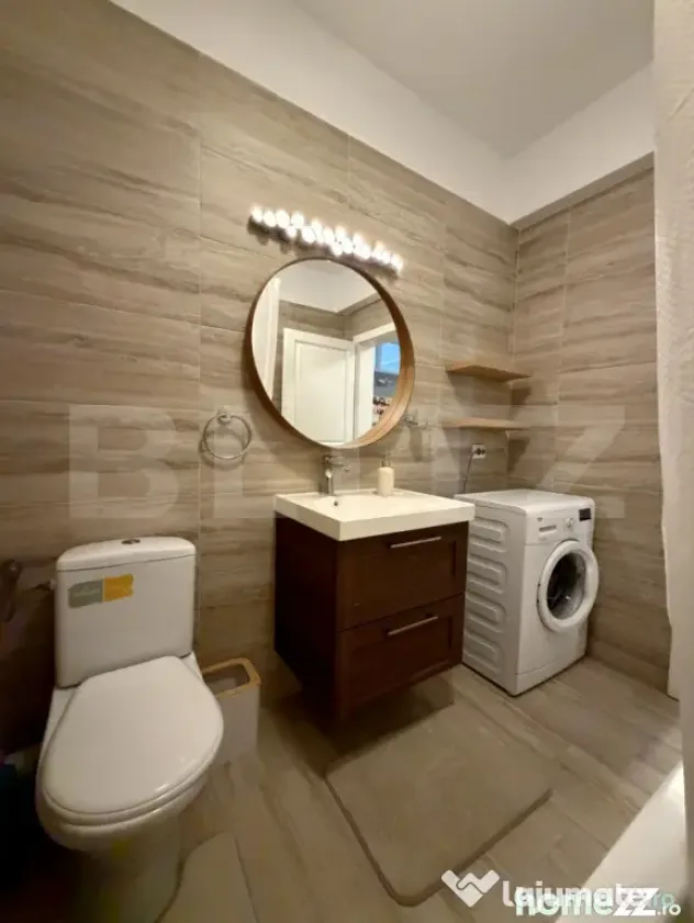 2 camere, decomandat, 55 mp, A.C., zona strazii Traian