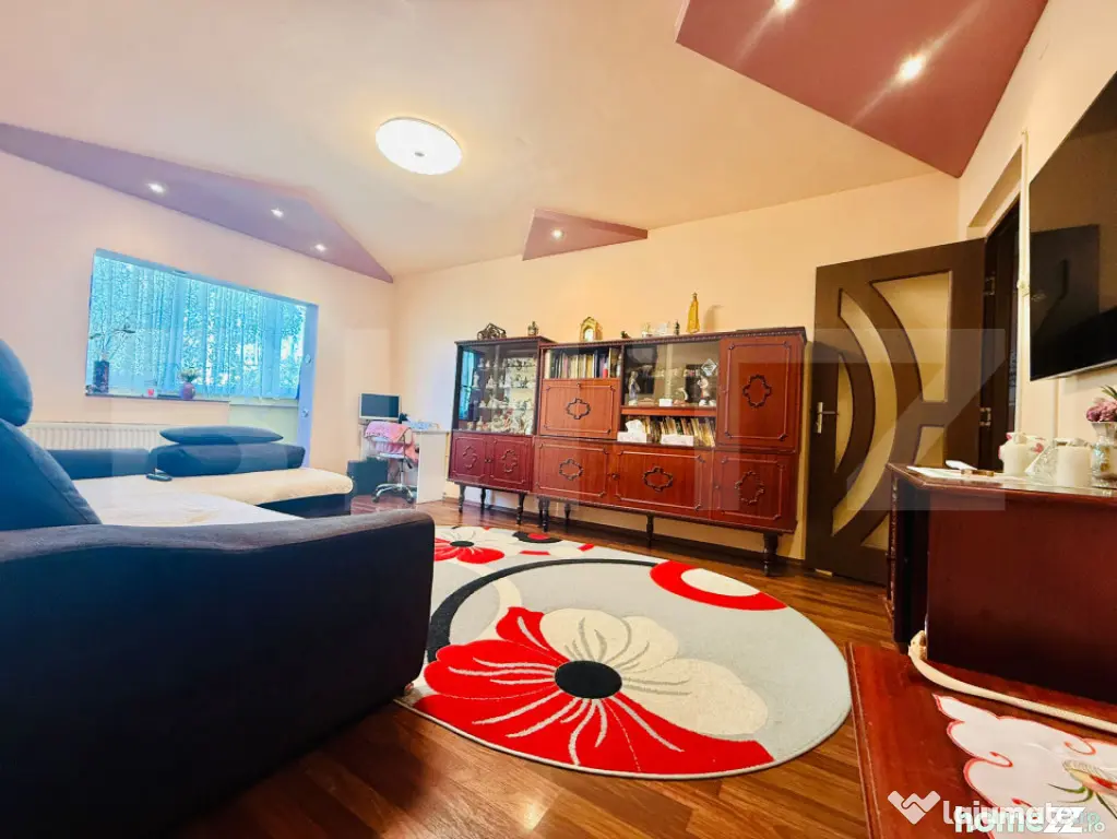 Apartament 4 camere Tractorul/ 2 bai/ 2 spatii de depozitare - Brasov (Brasov)
