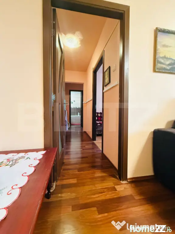 Apartament 4 camere Tractorul/ 2 bai/ 2 spatii de depozitare - Brasov (Brasov)