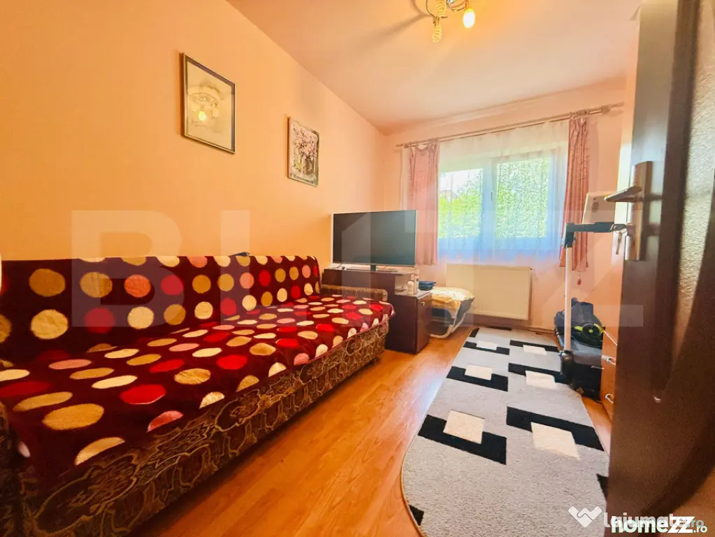 Apartament 4 camere Tractorul/ 2 bai/ 2 spatii de depozitare - Brasov (Brasov)