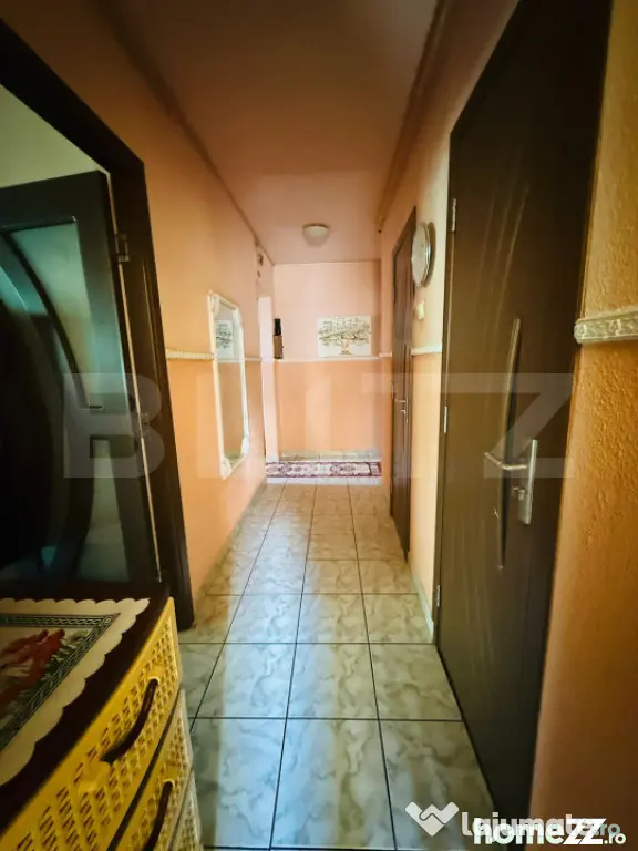 Apartament 4 camere Tractorul/ 2 bai/ 2 spatii de depozitare - Brasov (Brasov)