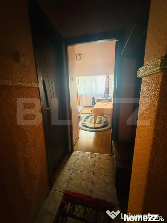 Apartament 4 camere Tractorul/ 2 bai/ 2 spatii de depozitare - Brasov (Brasov)
