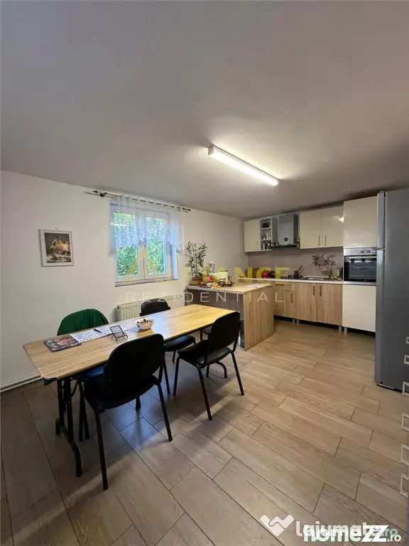Casa 6 camere cu spatiu comercial de v#226;nzare - Soseaua L