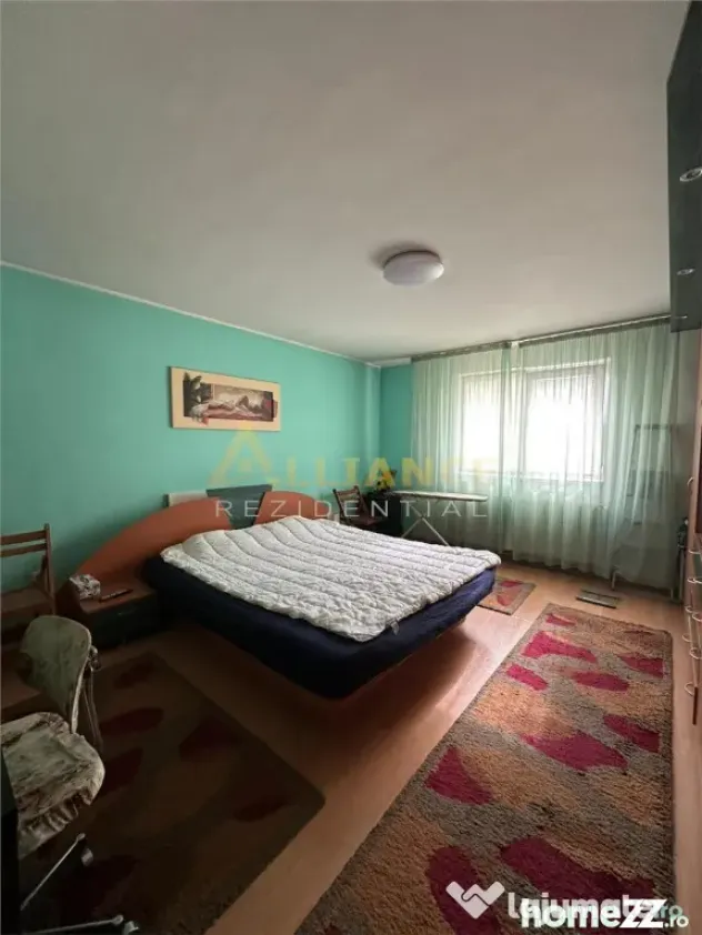 Casa 6 camere cu spatiu comercial de v#226;nzare - Soseaua L