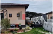 Vanzare casa moderna cu piscina si zona de fitness --Miha... 