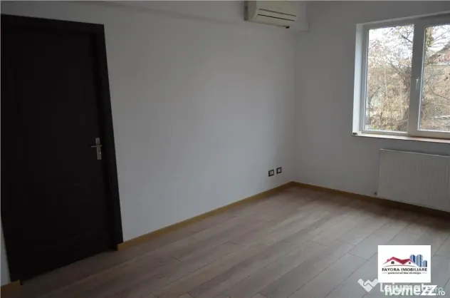 Spatiu pentru Birouri 2 Camere de Inchiriat Zona Ultracentra