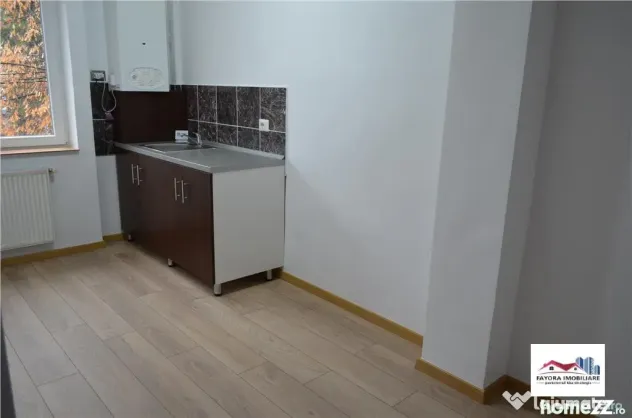Spatiu pentru Birouri 2 Camere de Inchiriat Zona Ultracentra
