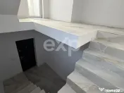 Duplex 2 etaje 4 camere 2 bucătării 2 livinguri 2 locuri p 