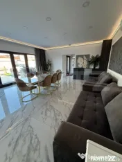 Vilă cu piscină ultrafinisată 179 mp utili, 560 mp teren, 
