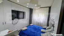 Apartament 2 camere, decomandat, etajul 2, zona Cetate