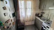 Apartament 2 camere, decomandat , cetate , etajul 2 