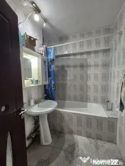 Apartament 104mp-utili 2bai centrala -an 1985 -Bd. Chisin... 