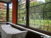 RACADAU RENOVAT 2 camere decomandat cu parcare 