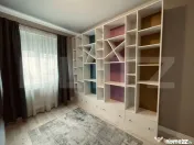 Apartament 3 camere, 77 mp, parcare, zona Sub Cetate 