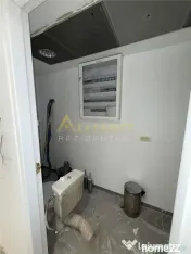 [ Marasesti - Budapesta ] [ Spatiul comercial ] 