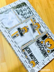 Set bebe Moschino, 7 piese,bumbac 