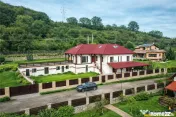 Proprietate premium cu SPA,sauna,casa oaspeti,teren 1.348 mp 