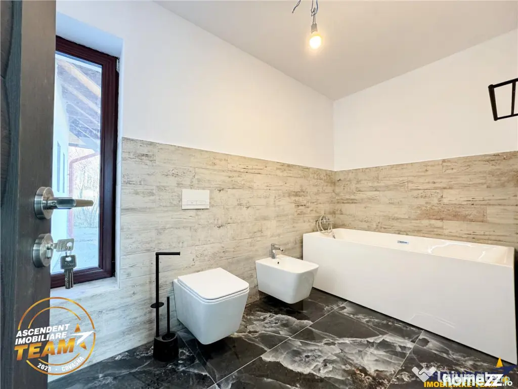 Proprietate premium cu SPA,sauna,casa oaspeti,teren 1.348 mp