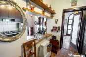 Vilă pe malul lacului, 3.000 mp, 4 corpuri, Piscină, te... 
