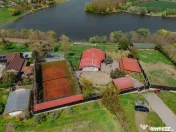 Vilă pe malul lacului, 3.000 mp, 4 corpuri, Piscină, te... 
