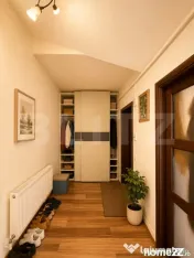 Penthouse exclusivist cu terasă panoramică de 34 mp în Bu 