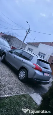 Peugeot 2008, an 2013, motor 1.2 benzină